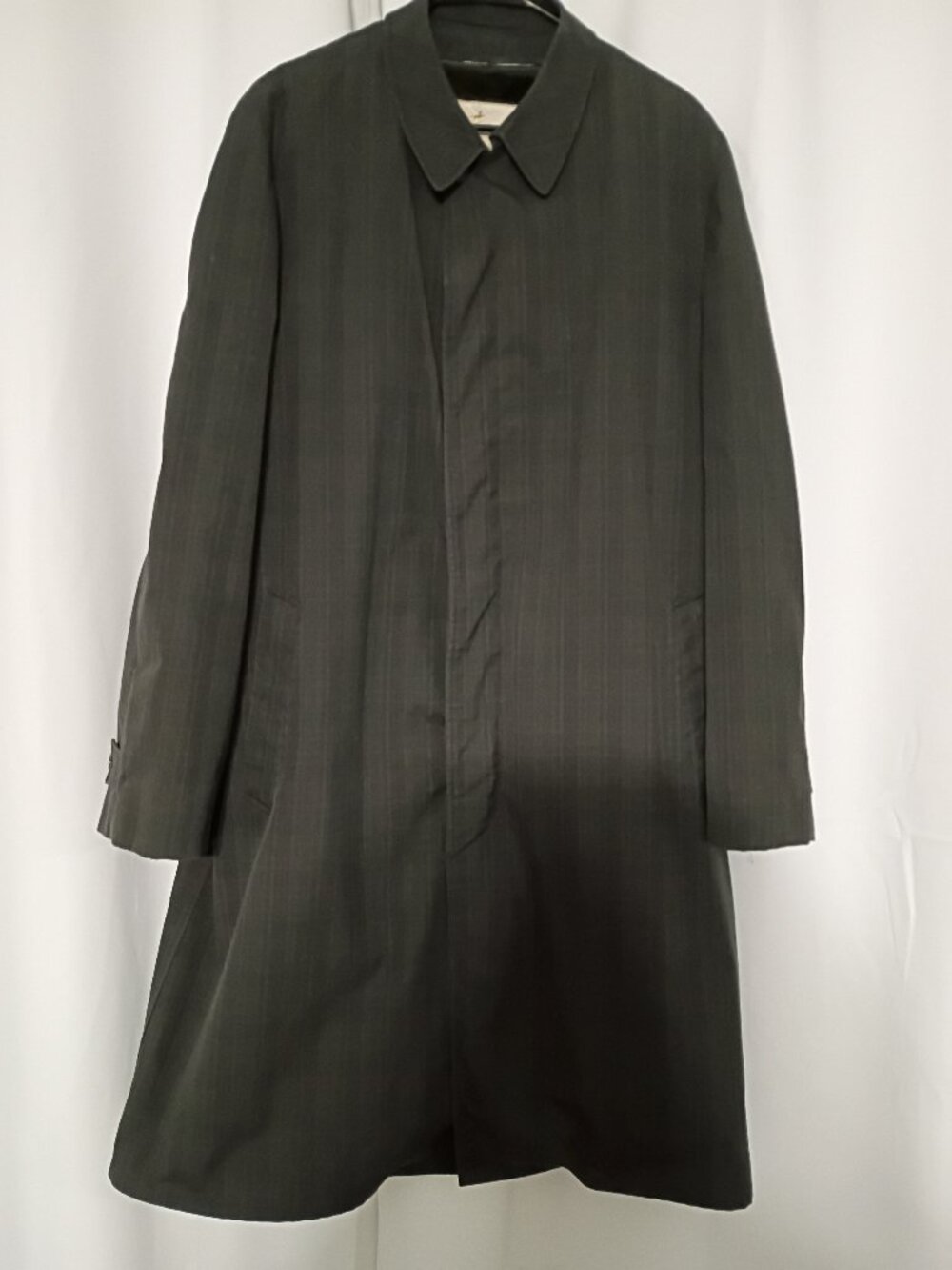 Vintage 60s-70s Rainfair Men's Overcoat with removable fur lining Men's XLT EUC